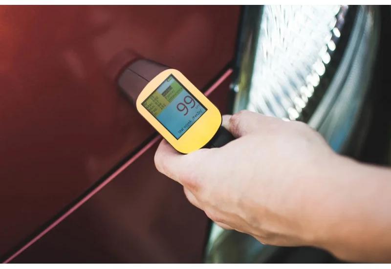 Viegli lasāms krāsu LCD displejs — visa informācija vienuviet