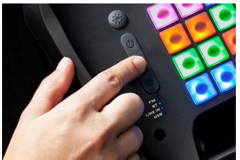Radio FM, USB, AUX - ODTWARZAJ MUZYKĘ TAK, JAK CHCESZ!