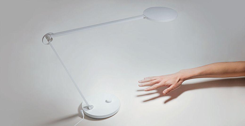 Xiaomi Mi Smart LED Desk Lamp Pro - lampka biurkowa LED z boczną emisją światła