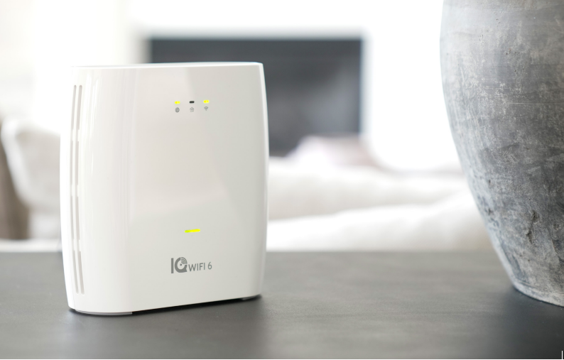 DSC IQ ROUTER WI-FI6 IQ Wi-Fi 6 router / EU plug | Hurton.pl