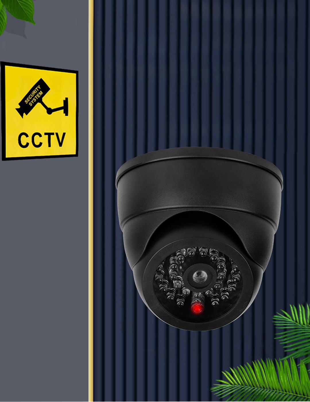 Czarna atrapa kamery kopułkowej do monitoringu - skutecznie odstraszaj złodziei i intruzów bez ponoszenia kosztów!