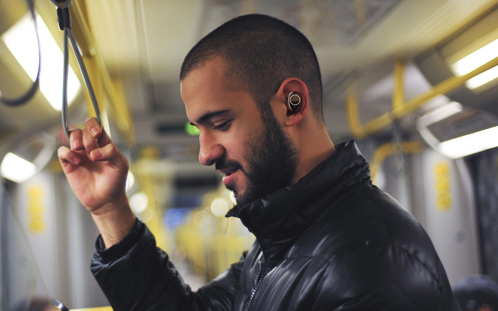 Słuchawki bezprzewodowe douszne IPX5 BT 5.2 Creative Outlier Pro - osobista przestrzeń, spersonalizowana cisza