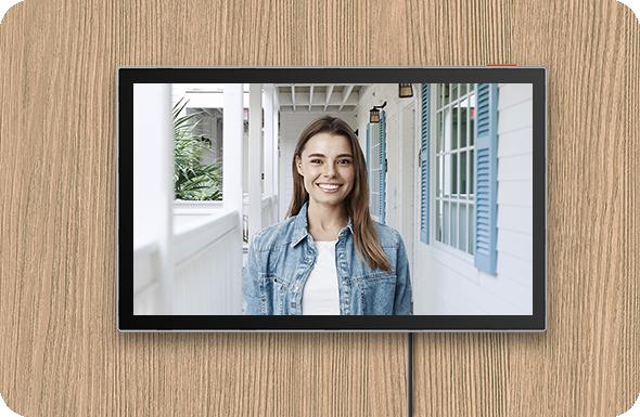 Monitor \"wszystko w jednym\" do komunikacji i kontroli